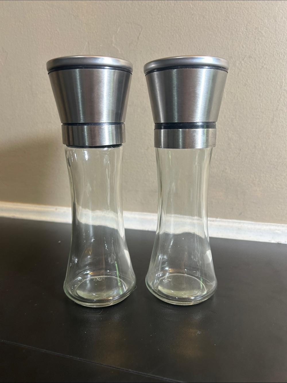 Pair of Stainless Steel Top Glass Spice Grinders - Clear/Metal